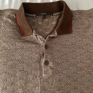 Men’s Gucci shirt